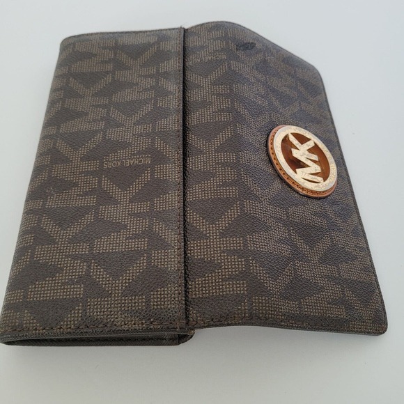 MICHAEL KORS MK Fulton Gusset Carryall Brown Saffiano Leather Envelope Wallet - Picture 4 of 14